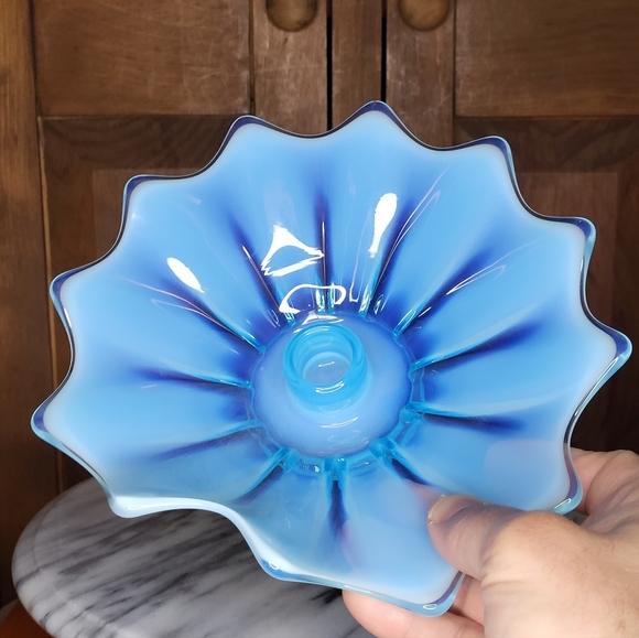 Elegant Blue Glass Art Bowl - Picture 10 of 13